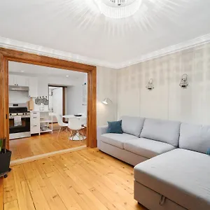  Appartement Modern, Cozy In Heart Of Mont Royal