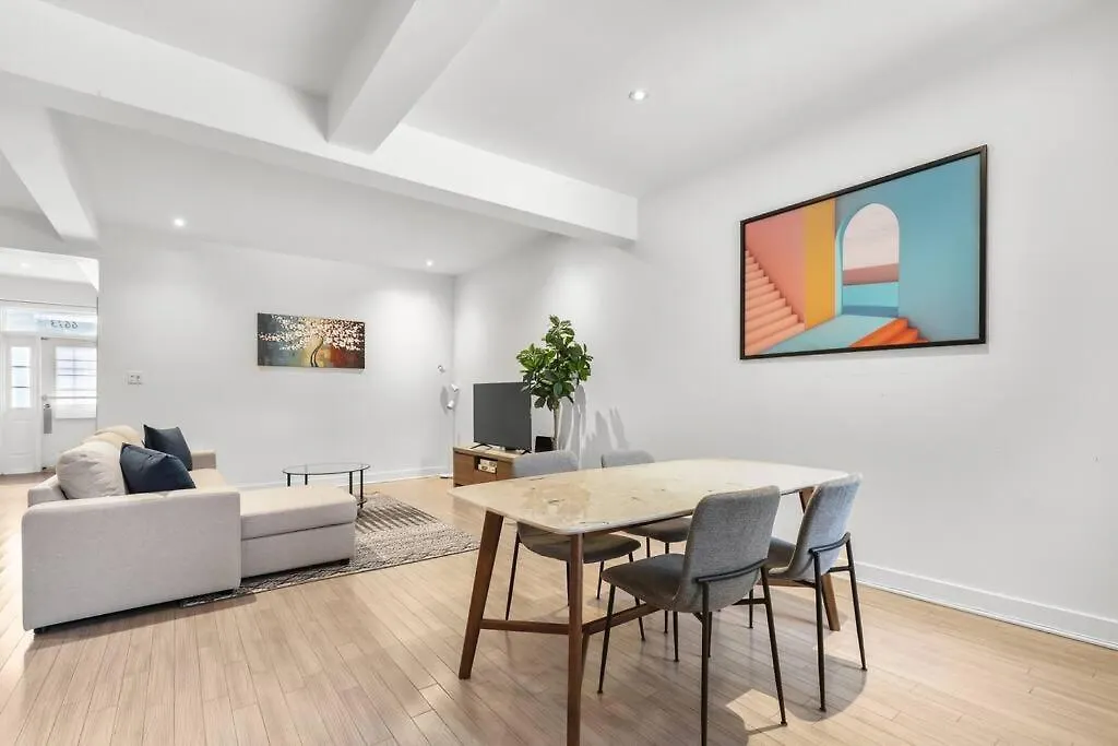 Stylish 1Bedroom / 1Bathroom In Plateau Mont-Royal Montreal Canada