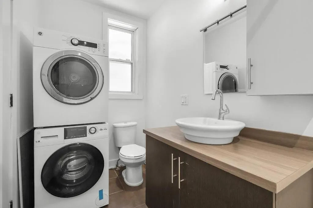 Apartment Stylish 1Bedroom / 1Bathroom In Plateau Mont-Royal Montreal Canada